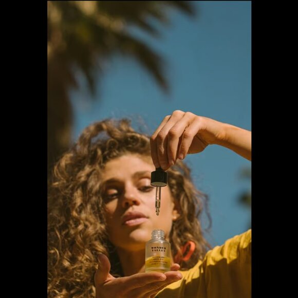 WONDER VALLEY-Rosemary Hair Oil| Vegan, Cruelty-Free, Sulfate-Free| Boosts Shine - Picture 2 of 3